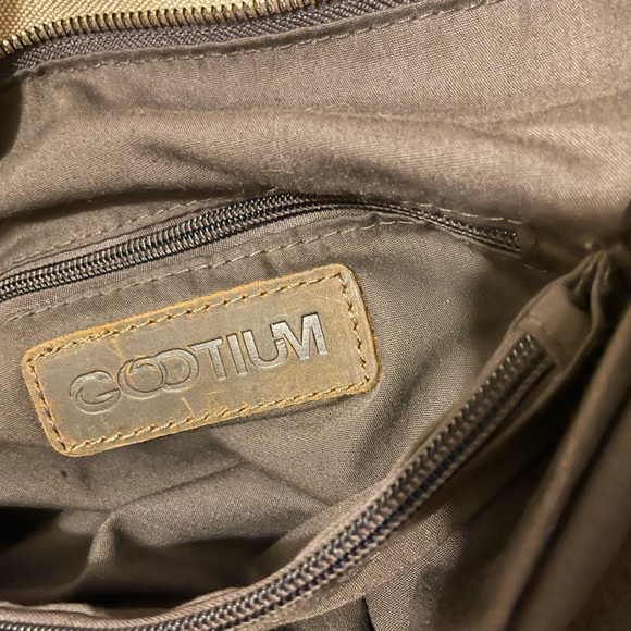 Large Canvas Crossbody Bag - Picture 5 of 5